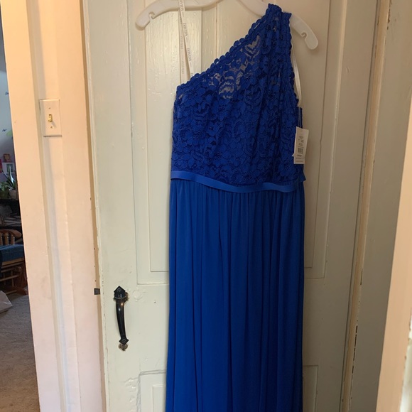 David’s Bridal bridesmaid dress - Cobalt Blue - Picture 1 of 3